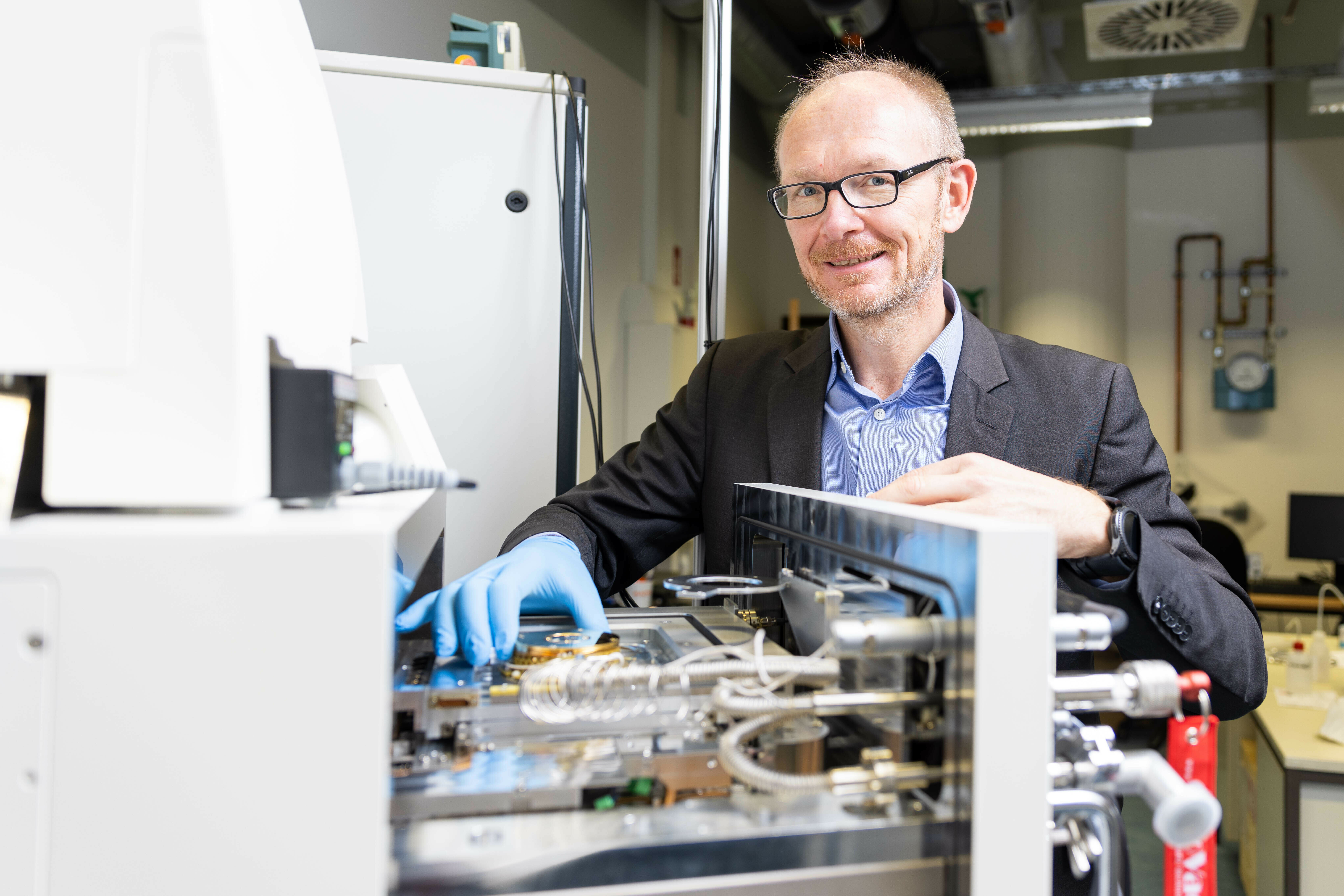 Prof. Dr. Stephan Reitzenstein