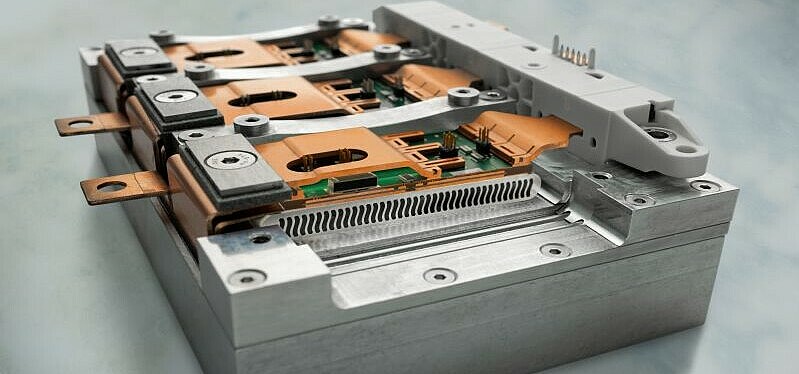 IZM power inverter