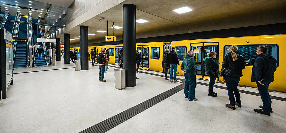 The BVG is much loved by Berliners Usually yellow, and usually punctual: the BVG on rails and streets in Berlin.