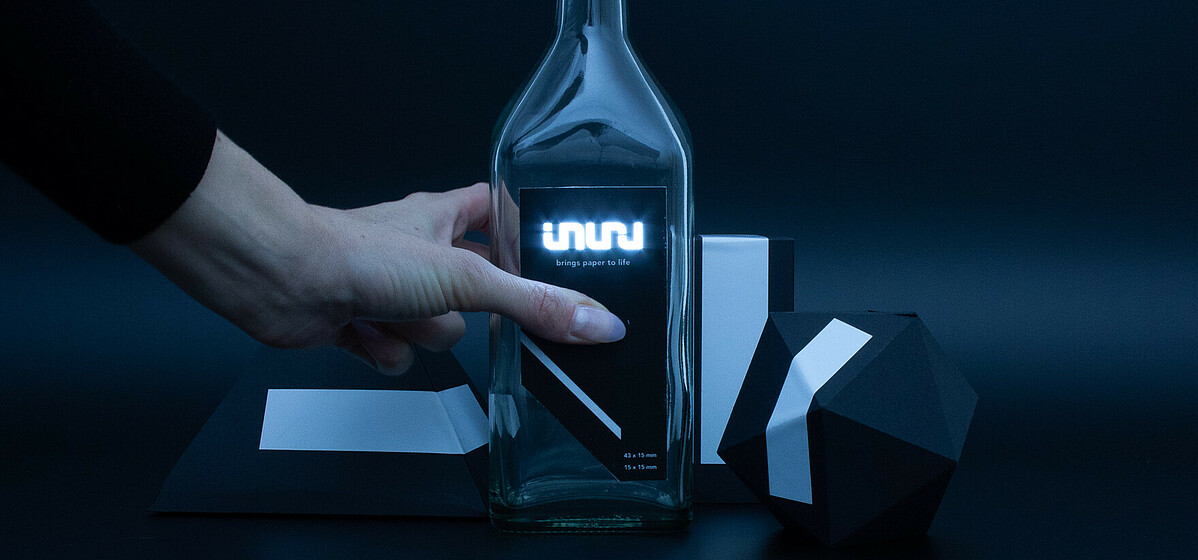 Lighting the way to the future – Glowing package design from Inuru Luminous bottle label from Berlin startup Inuru