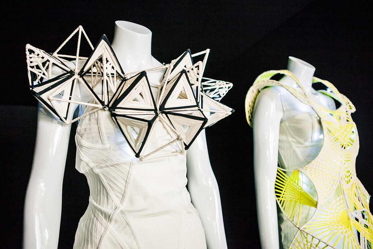 ElectroCouture by Lisa Lang ElectroCouture by Lisa Lang